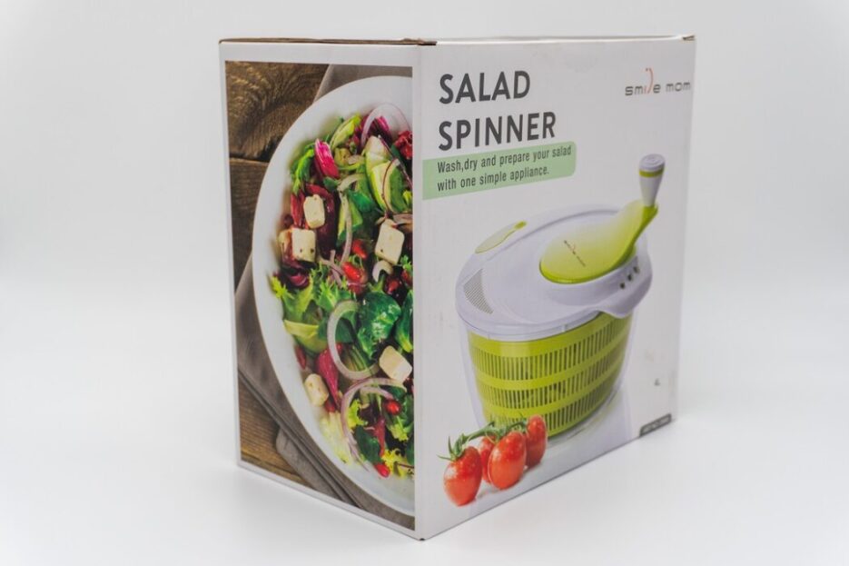 Smile Mom Salad Spinner Large 4 Quarts, ABS,BPA Free Clips & Locking, –  Handy House Items